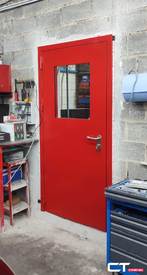 Дверь противопожарная металлическая остекленная EIS60 300х400 с фрамугой и антипаникой Дверь противопожарная металлическая остекленная EIS60 300х400 с фрамугой и антипаникой