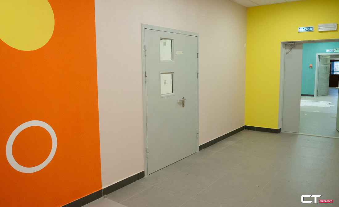 ДПМ-2 EIS60 300х400мм с фрамугой и накладкой из нержавеющей стали ДПМ-2 EIS60 300х400мм с фрамугой и накладкой из нержавеющей стали